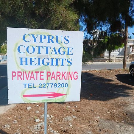 Cottage Heights Nicosia Exteriör bild